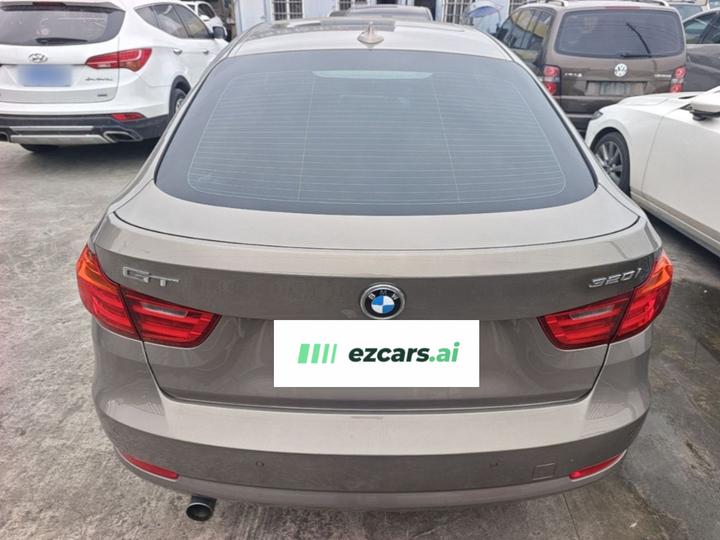 3 SeriesGT 2014 320i Leading photo 5