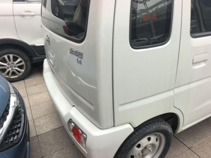2016 1.4L MT Value photo 6