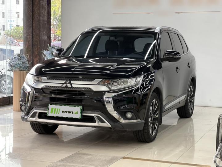 Outlander 2019 2.0L RWD Enjoy 5-Seater China VI