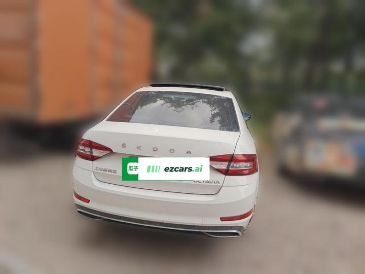 Octavia 2019 1.5L AT Luxury China VI photo 5