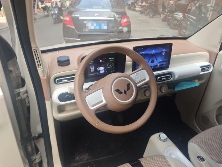 Hongguang MINIEV 2024 3rd Gen 215km photo 8