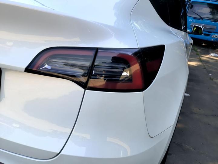 Model Y 2021 Standard Range RWD photo 7