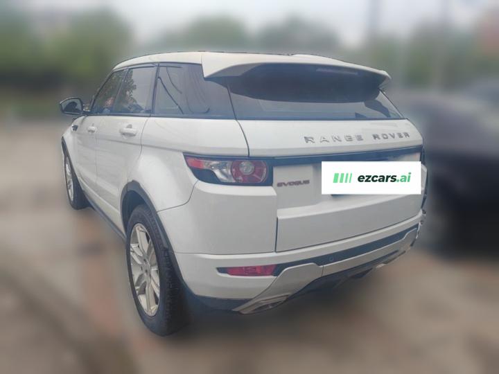 Range Rover Evoque 2015 2.0T 5-Door photo 4