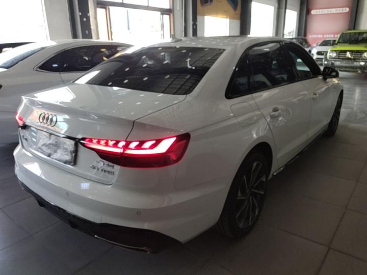 A4L 2023 40 TFSI Luxury Dynamic photo 4