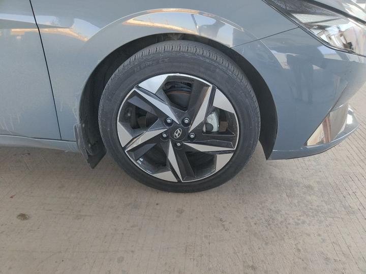 Elantra 2021 1.5L CVT LUX Premium photo 8