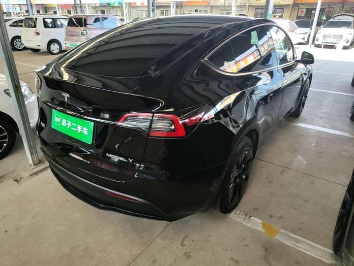 Model Y 2022 RWD photo 4