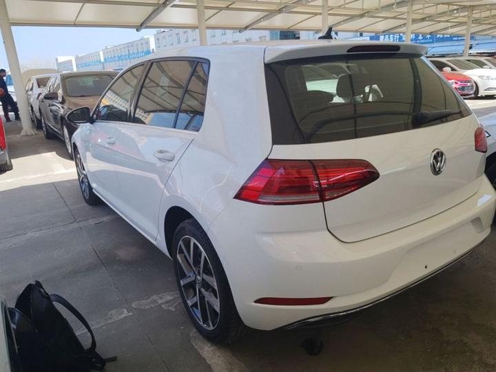 Golf 2020 200TSI DSG Comfort Progressive photo 4