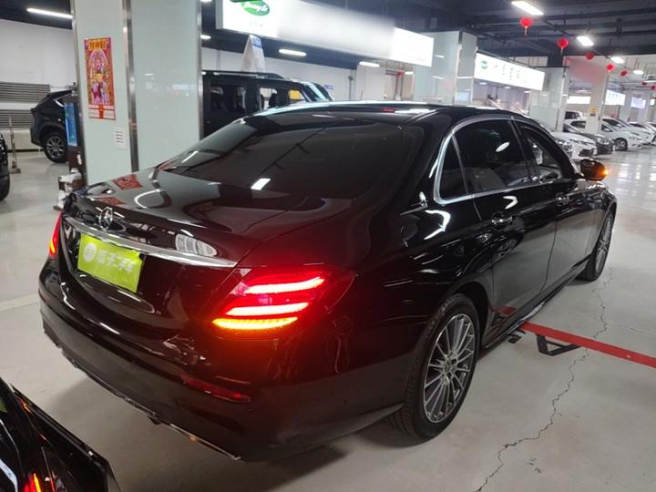 E-Class 2019 E 260 L Sport 4MATIC photo 6