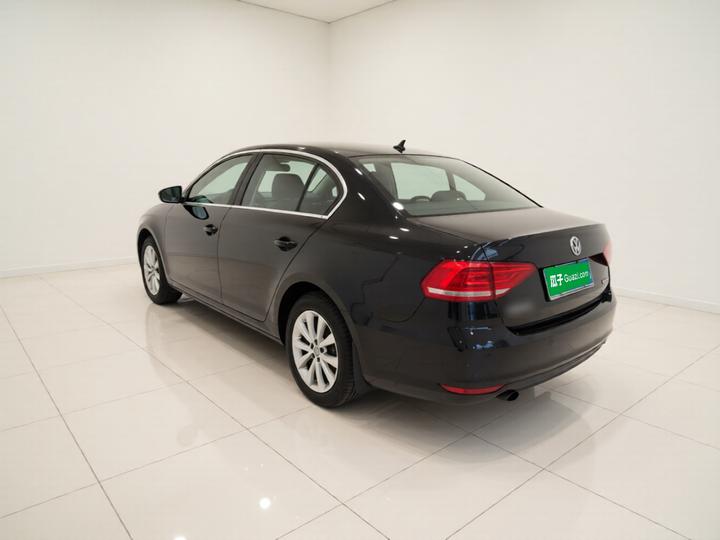 Lavida 2015 1.6L AT Comfort photo 4