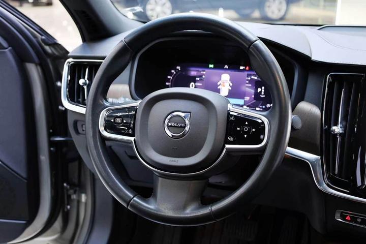 S90 2022 B5 Luxury photo 3