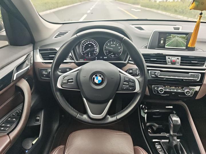 X1 2018 sDrive18Li Exclusive photo 2