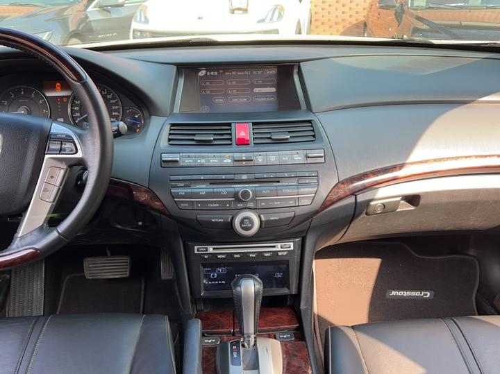 2011 3.5L Premium photo 8
