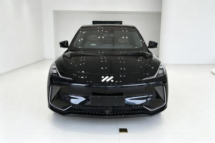 IM Motors LS7 2023 90kWh Elite RWD photo 2