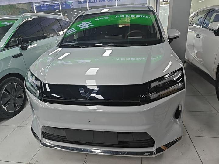 730 EV 2025 EV 500km Luxury photo 2