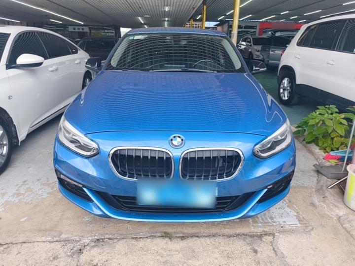 1 Series 2018 118i Design Package photo 2