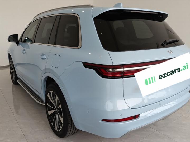 Li Auto ONE 2021 EREV 6-Seater photo 4