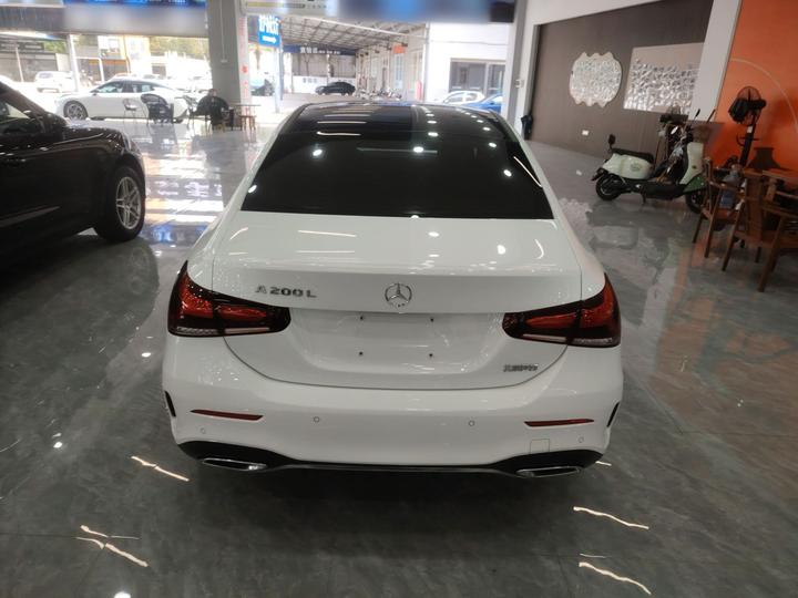 A-Class 2022 Facelift A 200 L Sport Dynamic photo 3