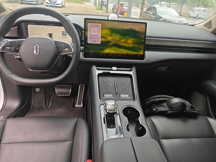 HIMA AITO M5 2023 EREV RWD ADAS photo 4