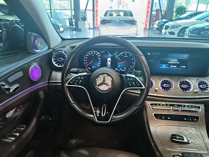 E-Class 2023 Facelift E 260 L photo 6