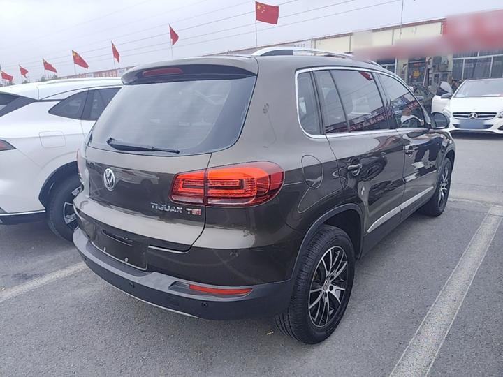 Tiguan 2015 1.8TSI AT RWD Luxury photo 6