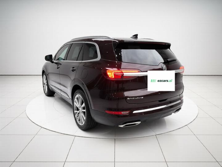 2022 652T AWD Avenir 6-Seater photo 4