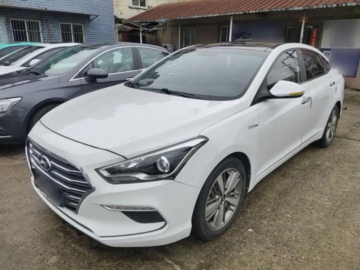 Mistra 2017 1.6T AT Flagship TOP China V
