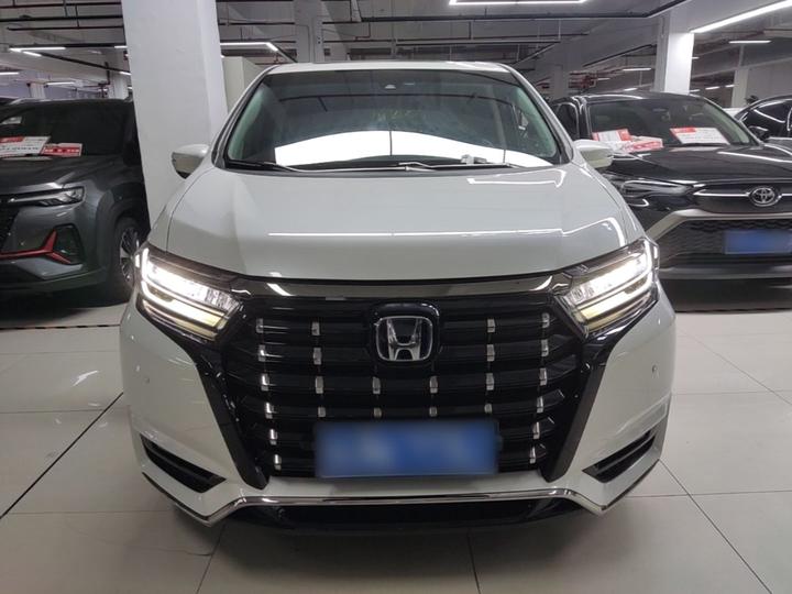 Elysion 2022 2.0L e:HEV Luxury photo 2