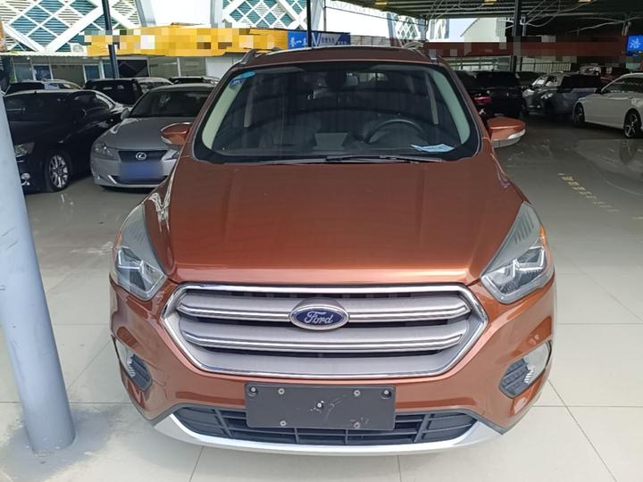 Kuga 2018 EcoBoost 180 RWD photo 2
