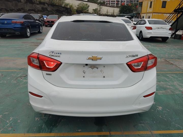 2018 320 AT photo 3