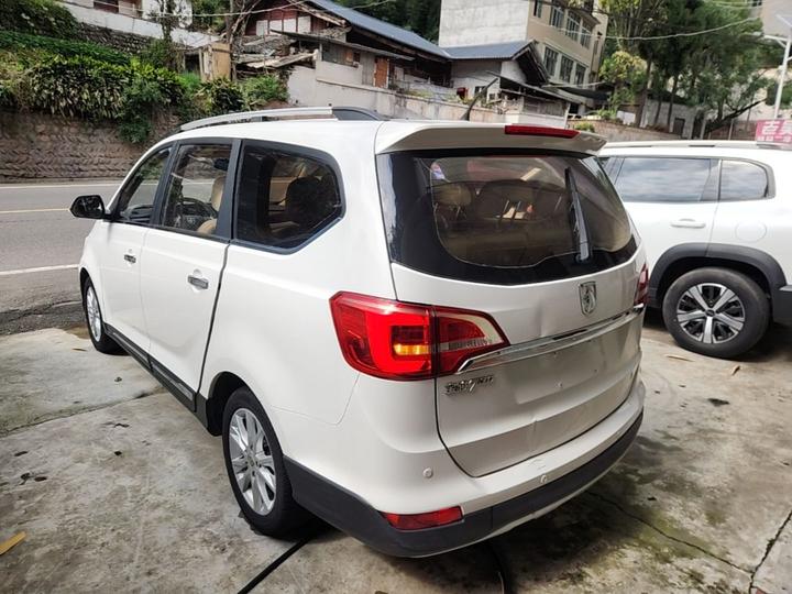 730 2016 1.5L MT Comfort 7-Seater China V photo 4