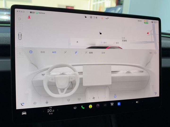 Model 3 2023 RWD photo 4
