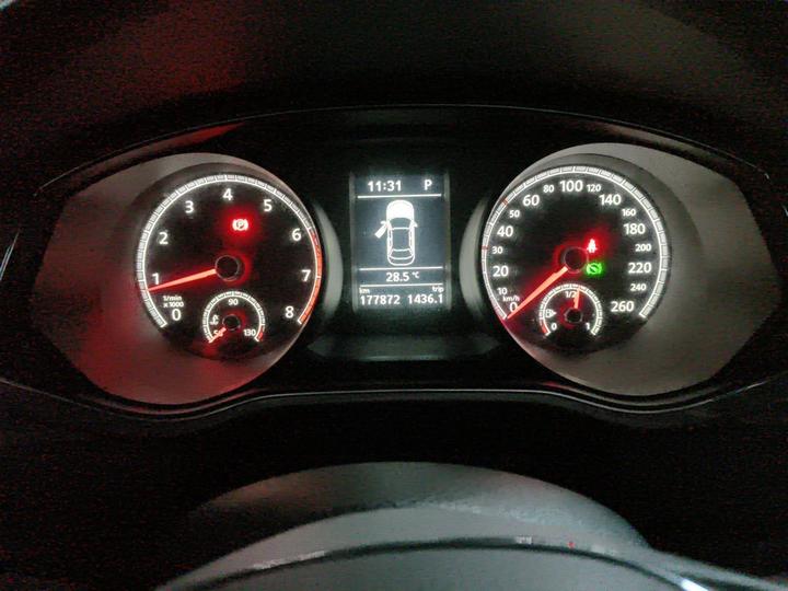 Passat 2017 330TSI DSG photo 2