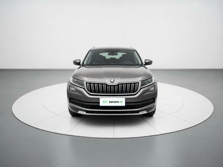 Kodiaq 2019 Facelift TSI330 7-Seater RWD Luxury Preferred China VI photo 2