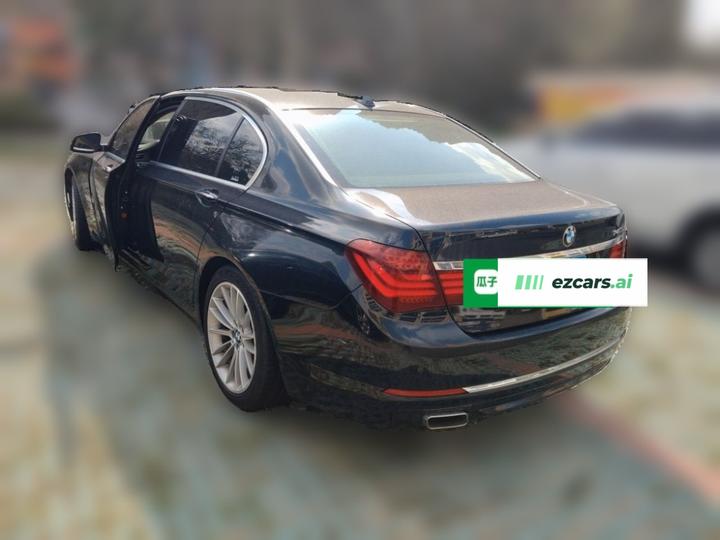 7 Series 2014 730Li photo 4