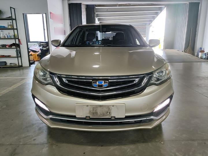 Vision 2018 1.5L MT photo 2