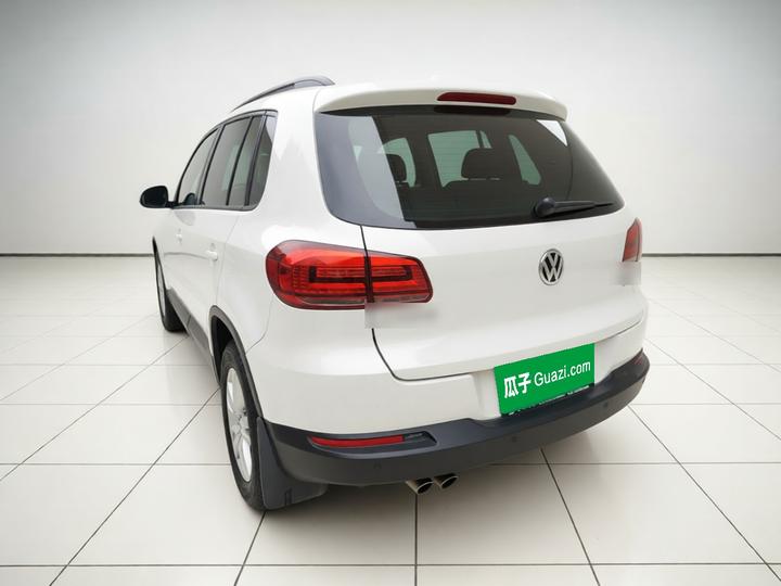 Tiguan 2016 300TSI AT RWD photo 4