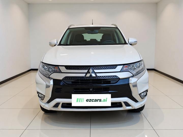 Outlander 2021 2.0L RWD Enjoy 5-Seater photo 2