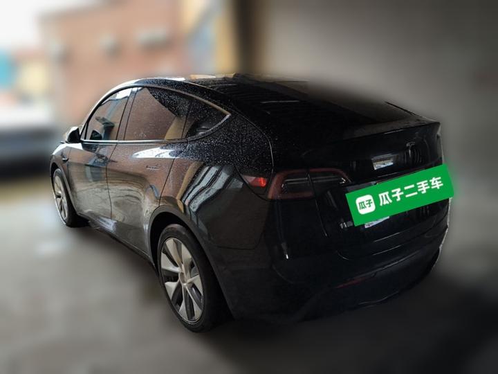 Model Y 2022 Facelift RWD photo 4