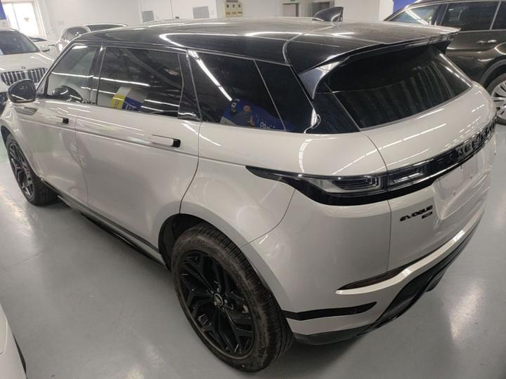 Range Rover Evoque 2021 Evoque L 249PS R-Dynamic S Performance photo 4