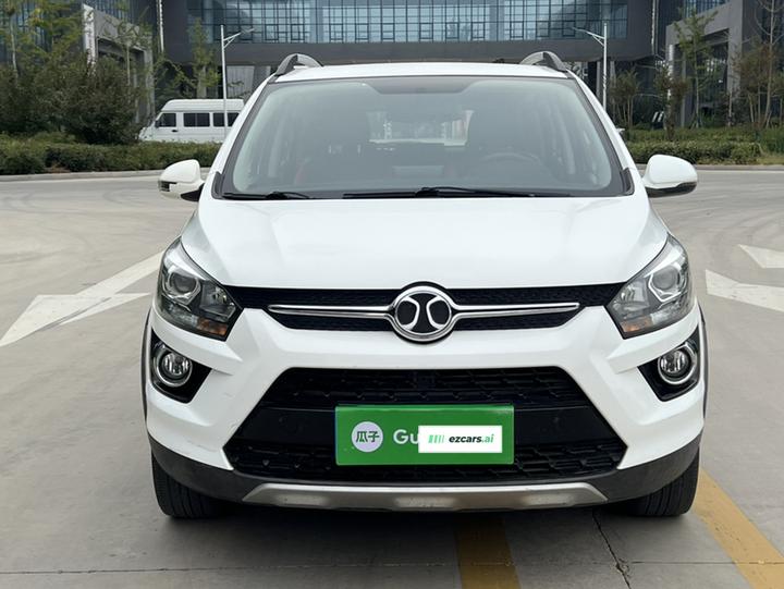 BAIC X25 2015 1.5L MT Comfort photo 4
