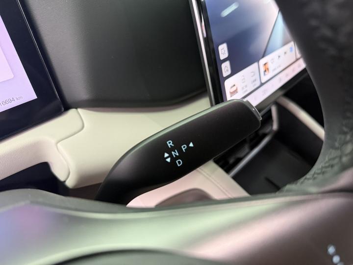 Yuan UP 2025 ADAS 401KM photo 8