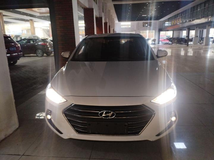 Elantra 2016 1.6L AT Smart Elite photo 2