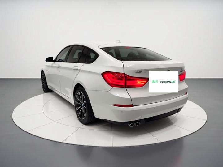 5 SeriesGT 2015 528i Leading photo 4