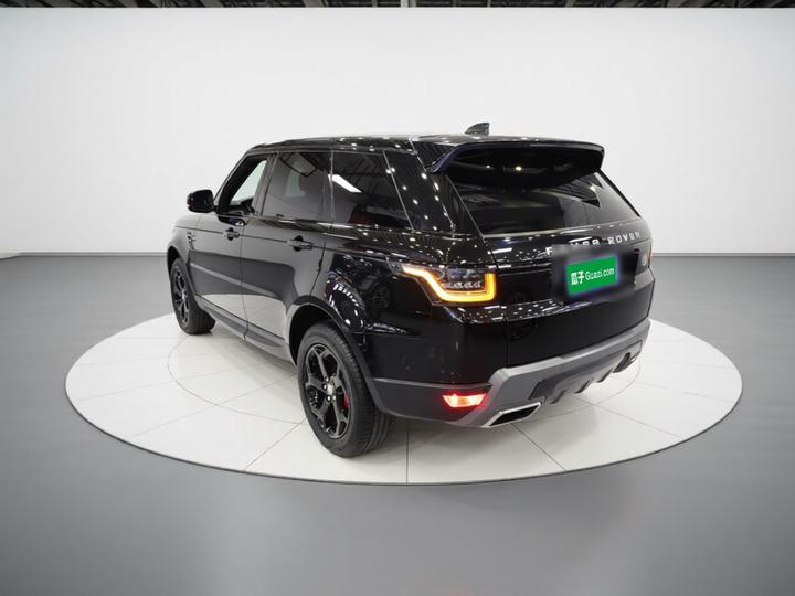 Range Rover Sport 2021 3.0 L6 SE photo 4