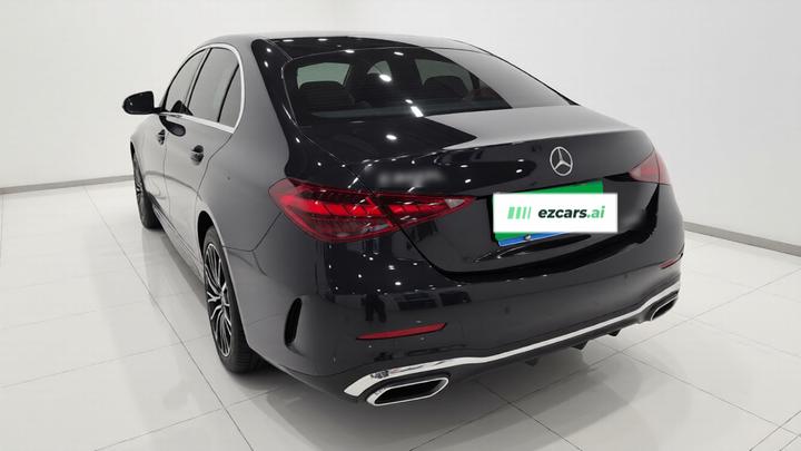C-Class 2024 C 260 L Sport photo 4