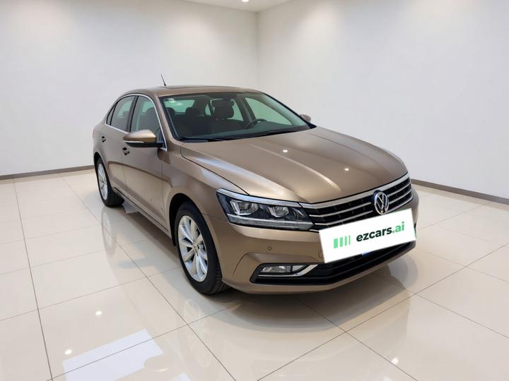 Passat 2017 330TSI DSG photo 3