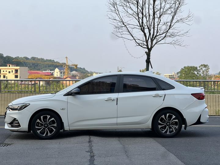 Cruze 2019 RS 330T AT China VI photo 3