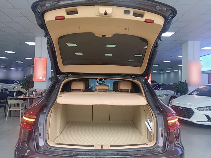 2016 Macan 2.0T photo 8