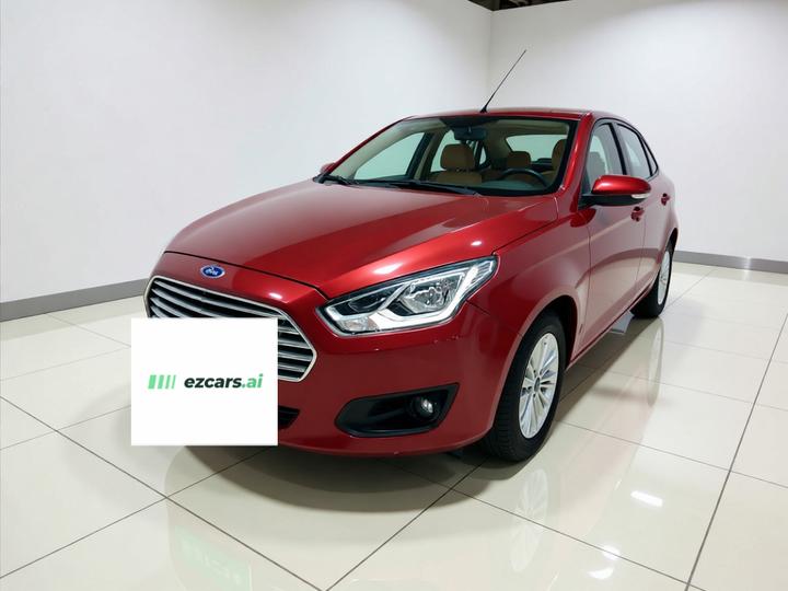 Escort 2015 1.5L AT Comfort