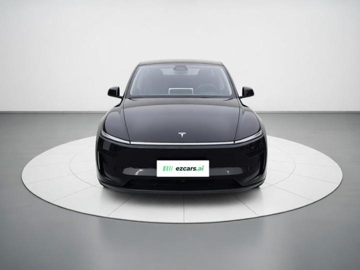 Model Y 2025 RWD photo 2